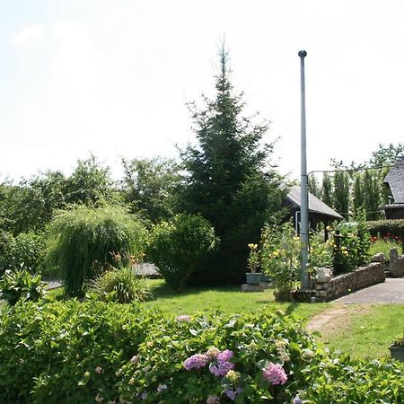 Le Clos Des Hortensias Toutainville Exterior photo